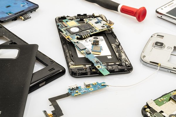 Grossiste en pièces détachées téléphone : qualité et livraison express